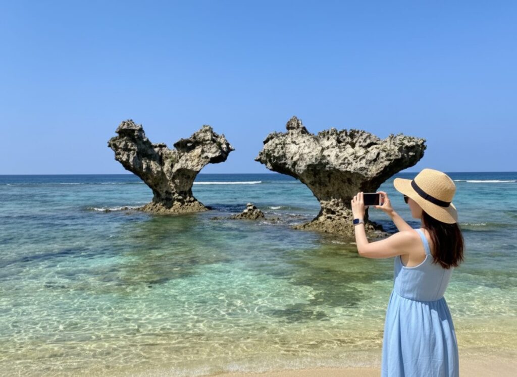 古宇利島 ハートロック満潮攻略ガイド|失敗しない時間と注意点 10 観光ピーク時の混雑状況と回避策